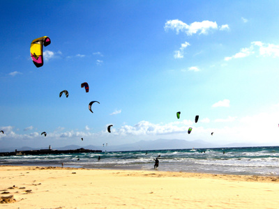 3 days kitesurfing lessons and 3 nights accommodation in Tarifa